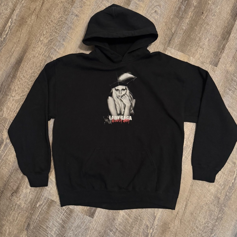 Lady Gaga Blood MaryTour Hoodie Large Black Pullover Concert  No Drawstrings